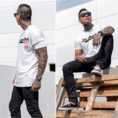 Férfi pamut póló fekete-fehér mintával