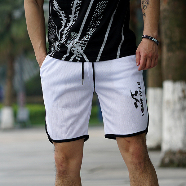 Alkalmi férfi rövidnadrág rátéttel, több színben