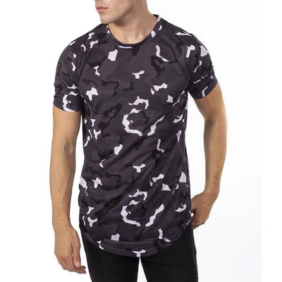 Modern férfi póló rövid ujjal, terepszínű mintával