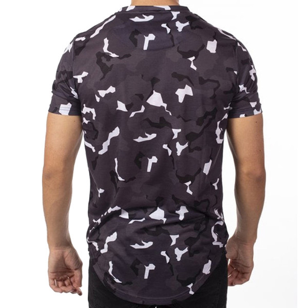 Modern férfi póló rövid ujjal, terepszínű mintával