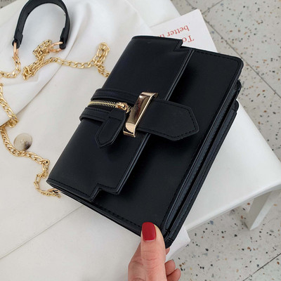 Geanta de dama cu element de fermoar in mai multe culori