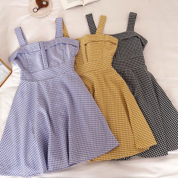 Kockás női ruha széles pántokkal, többféle színben