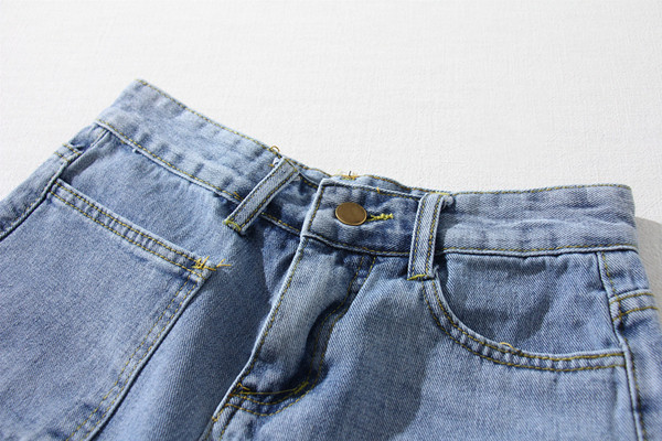 Női farmer szakadt motívumokkal, két színben