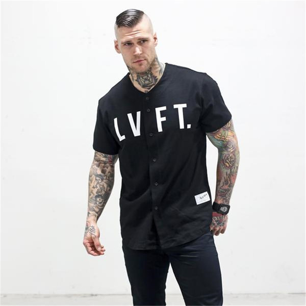 Tricou de bărbați modern cu nasturi și inscripție în trei culori