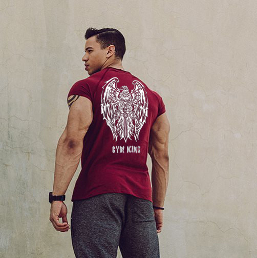 Tricou barbatesc model Slim cu aplicatie pe spate in mai multe culori