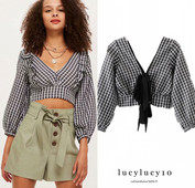 Bluză scurtă de damă în carouri cu decolteu în V și mâneci lungi