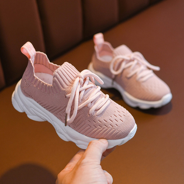 Gyerek tornacipő rózsaszín és fekete színben lányoknak