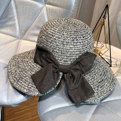 Nyári női sapka rojtokkal és szalaggal, négy színben