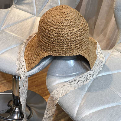 Stílusos női sapka szalaggal, három modellben