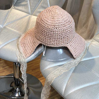 Stílusos női sapka szalaggal, három modellben