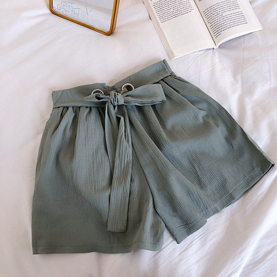 Stílusos női rövidnadrág nyakkendővel több színben