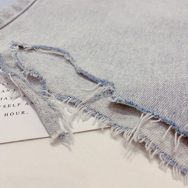 Blugi de dama cu perle de culoare albastra