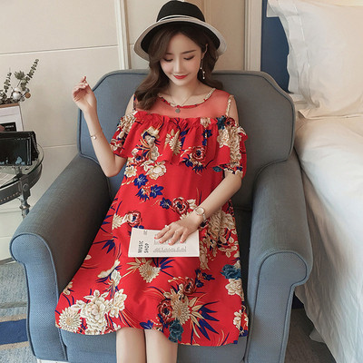 Modern női ruha terhes nők számára piros színben