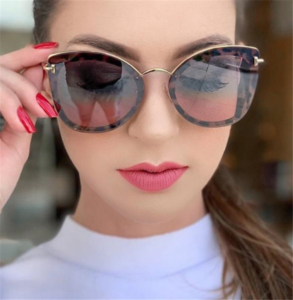 Model nou de ochelari de soare moderni de dama cu rama subtire in mai multe culori