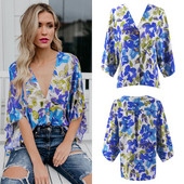 Cămașă modernă de damă cu decolteu în V și motive florale în mai multe culori