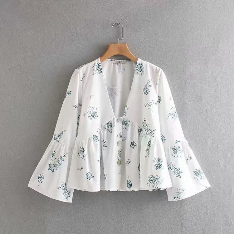 Cămașă de damă decupată cu decolteu în V și mânecă lotus cu model alb și floral