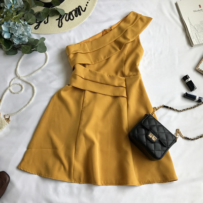 Rochie de dama eleganta cu o maneca in mai multe culori