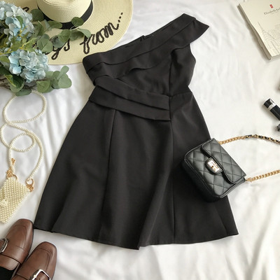 Rochie de dama eleganta cu o maneca in mai multe culori