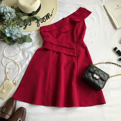 Rochie de dama eleganta cu o maneca in mai multe culori