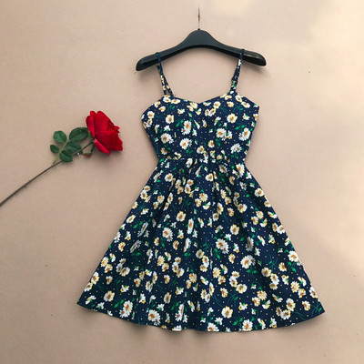 Rochie de dama colorata cu bretele subtiri cu model floral