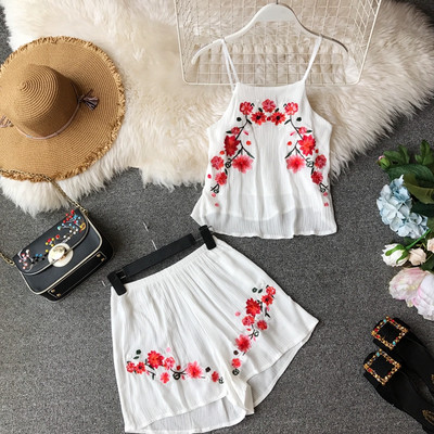 Set de vară pentru femei din două părți - maiou și pantaloni cu broderie