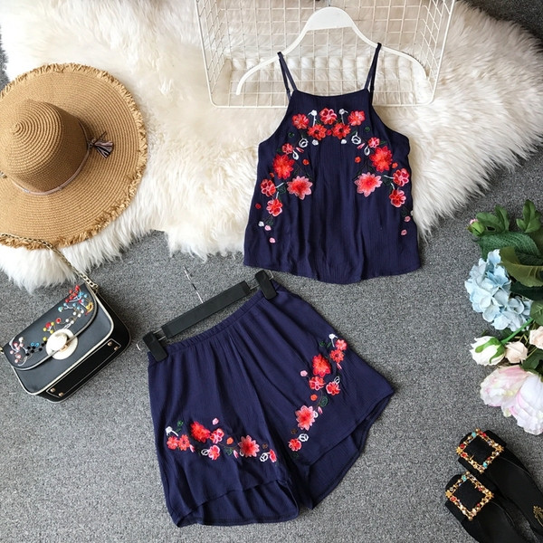 Set de vară pentru femei din două părți - maiou și pantaloni cu broderie