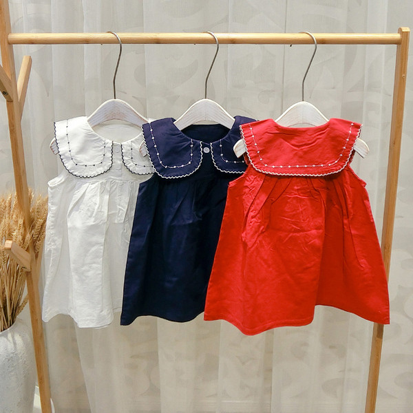 Rochie moderna pentru copii in trei culori cu nasturi