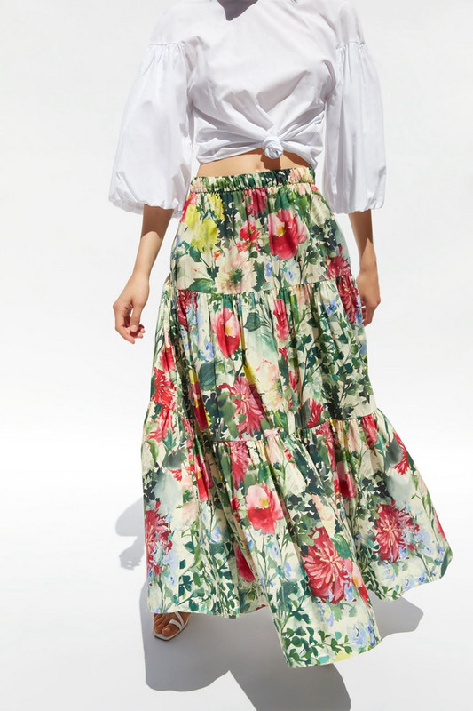 Fusta de dama cu croiala lunga cu model floral