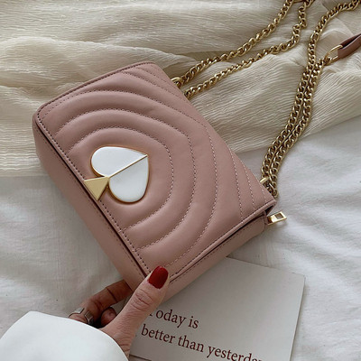 Geanta de dama cu inchidere metalica in mai multe culori