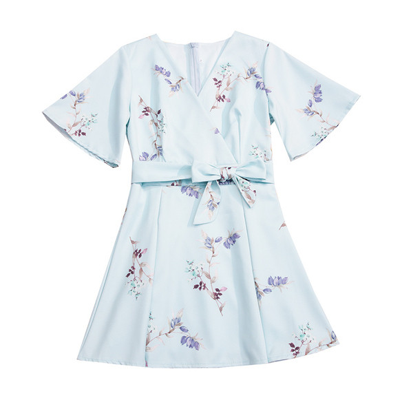 Rochie moderna de dama cu panglica si motive florale in mai multe culori