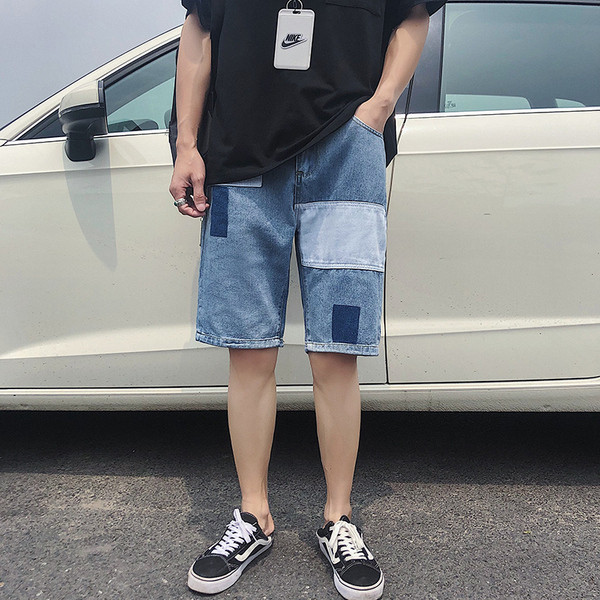 Férfi farmer rövidnadrág foltokkal