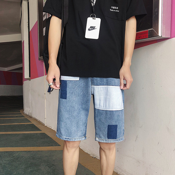 Férfi farmer rövidnadrág foltokkal