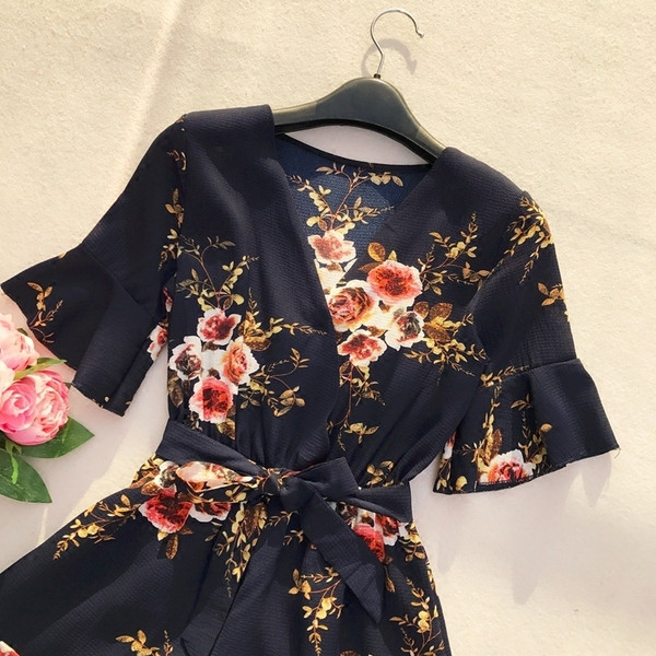 Γυναικείες ολόσωμες φόρμες με λαιμό V με floral σχέδια