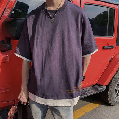 Alkalmi férfi póló fekete, piros és szürke felirattal