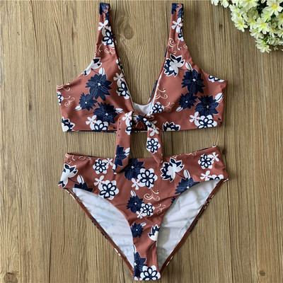 Γυναικεία μαγιό με floral πριντ
