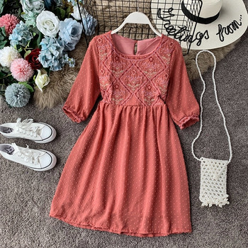 Alkalmi női ruha 3/4-es ujjal és több színben hímzéssel