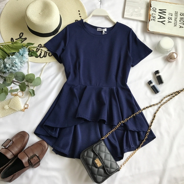 Bluză de damă modernă cu mâneci scurte model asimetric în mai multe culori