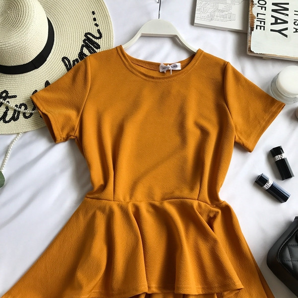 Bluză de damă modernă cu mâneci scurte model asimetric în mai multe culori