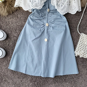 Modern női ruha csipkével és gombokkal, három színben