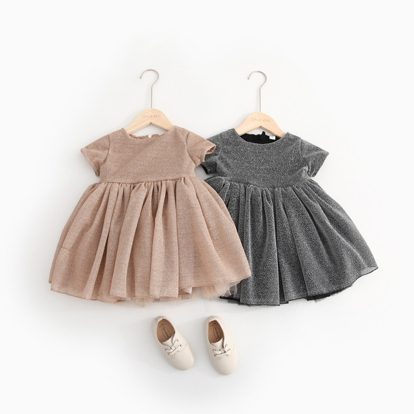 Model elegant de croi rochie pentru copii in doua culori