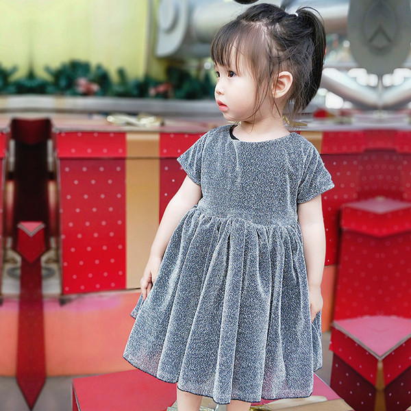 Model elegant de croi rochie pentru copii in doua culori