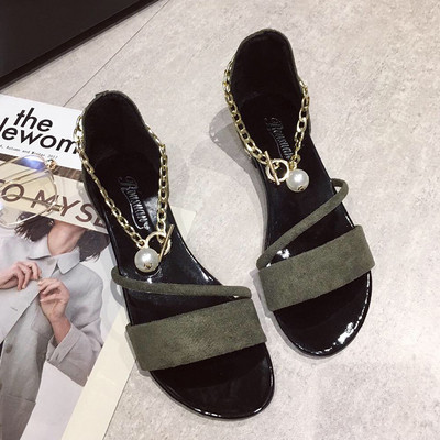 Μοντέρνα γυναικεία σανδάλια με μεταλλική αλυσίδα σε τρία χρώματα