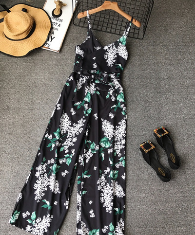 Γυναικέιες μοντέρνες καλοκαιρινές ολόσωμες φόρμες σε διάφορα χρώματα