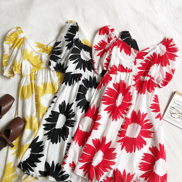 Női alkalmi ruha színes rátéttel, három színben