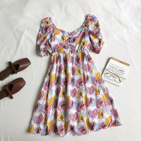 Női alkalmi ruha színes rátéttel, három színben