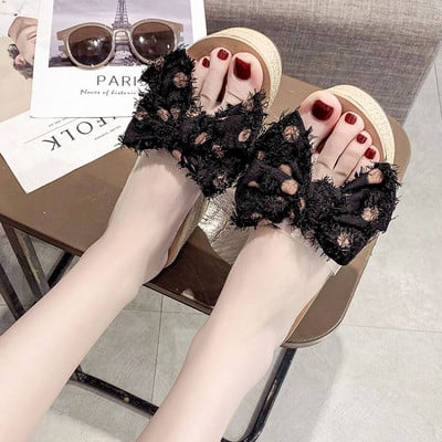 Női platformpapucs több színben pöttyös szalaggal