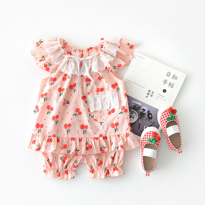 Set bebelusi pentru fete in doua culori cu aplicatii diferite