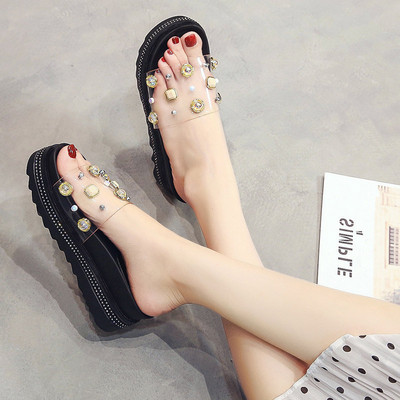 Casual γυναικείες παντόφλες σε λευκό και κίτρινο χρώμα με πέτρες