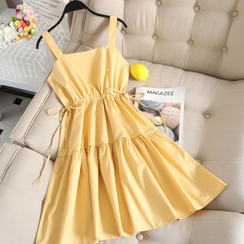 Hétköznapi női ruha gombokkal és nyakkendőkkel három színben