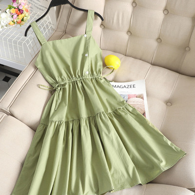 Hétköznapi női ruha gombokkal és nyakkendőkkel három színben